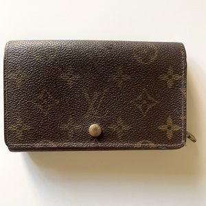 Louis Vuitton Monogram Vintage Sarah Wallet